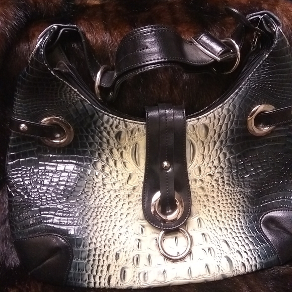 Handbag - Picture 2 of 2